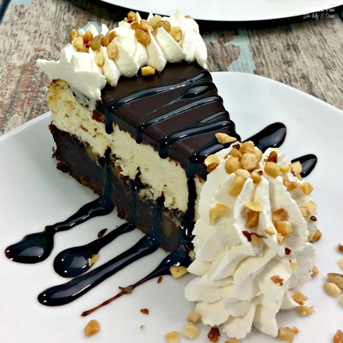 Brownie Sundae Cheesecake